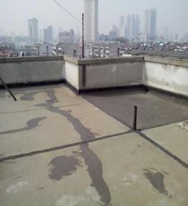 延吉漏水维修 楼顶漏水是什么原因，楼顶漏水维修方法是什么?