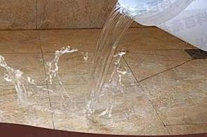 延吉漏水维修 免砸砖防水材料该如何施工